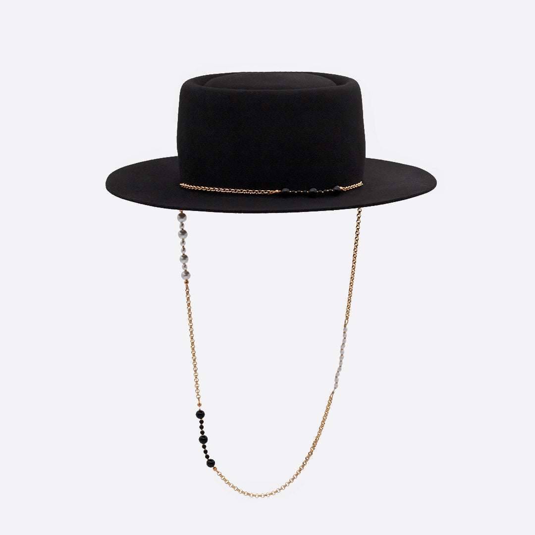 PEARL CHAIN EMBELLISHED BLACK PORK PIE HAT